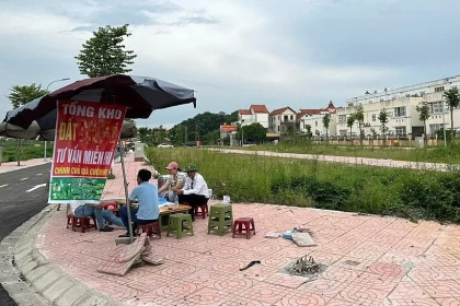 Giao dịch đất thổ cư ở Hà Nội giảm hơn 50%