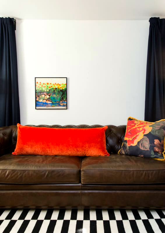 bien-tau-5-trong-1-cach-trang-tri-an-tuong-cung-sofa_1