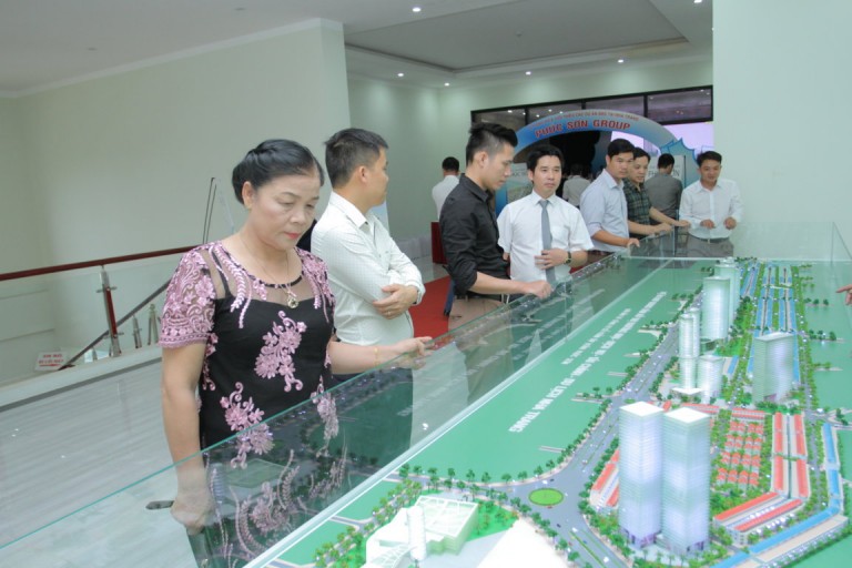 tien_do_du_an_tren_dat_vang_nha_trang_cua_chu_dau_tu_phuc_son_1