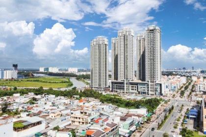 "Năm 2019, siết tín dụng bất động sản là rất hợp lý"
