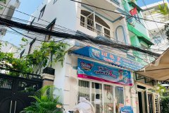 BÁN NHÀ ÔTÔ CAMRY ĐỖ CỬA - THIẾT KẾ SANG TRỌNG - CHU VĂN AN Q6 - 3TẦNG - 5,3 tỷ.