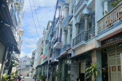 Chính chủ bán nhà HXH thông đường Huỳnh Văn Nghệ, Gò Vấp, nhà mới ở ngay, 4 tầng, 5 tỷ.